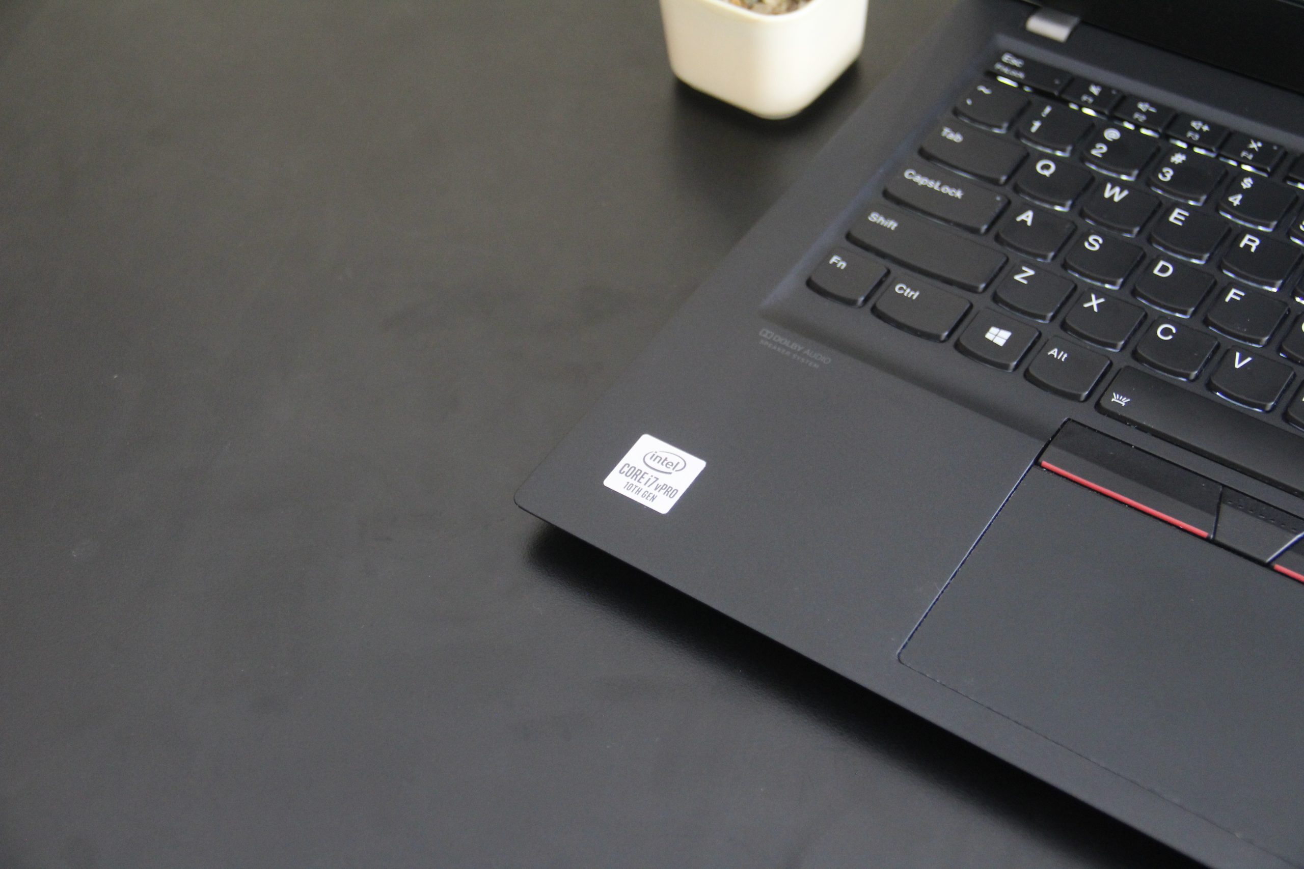 Lenovo ThinkPad T14s Gen 1 - Gambar 7