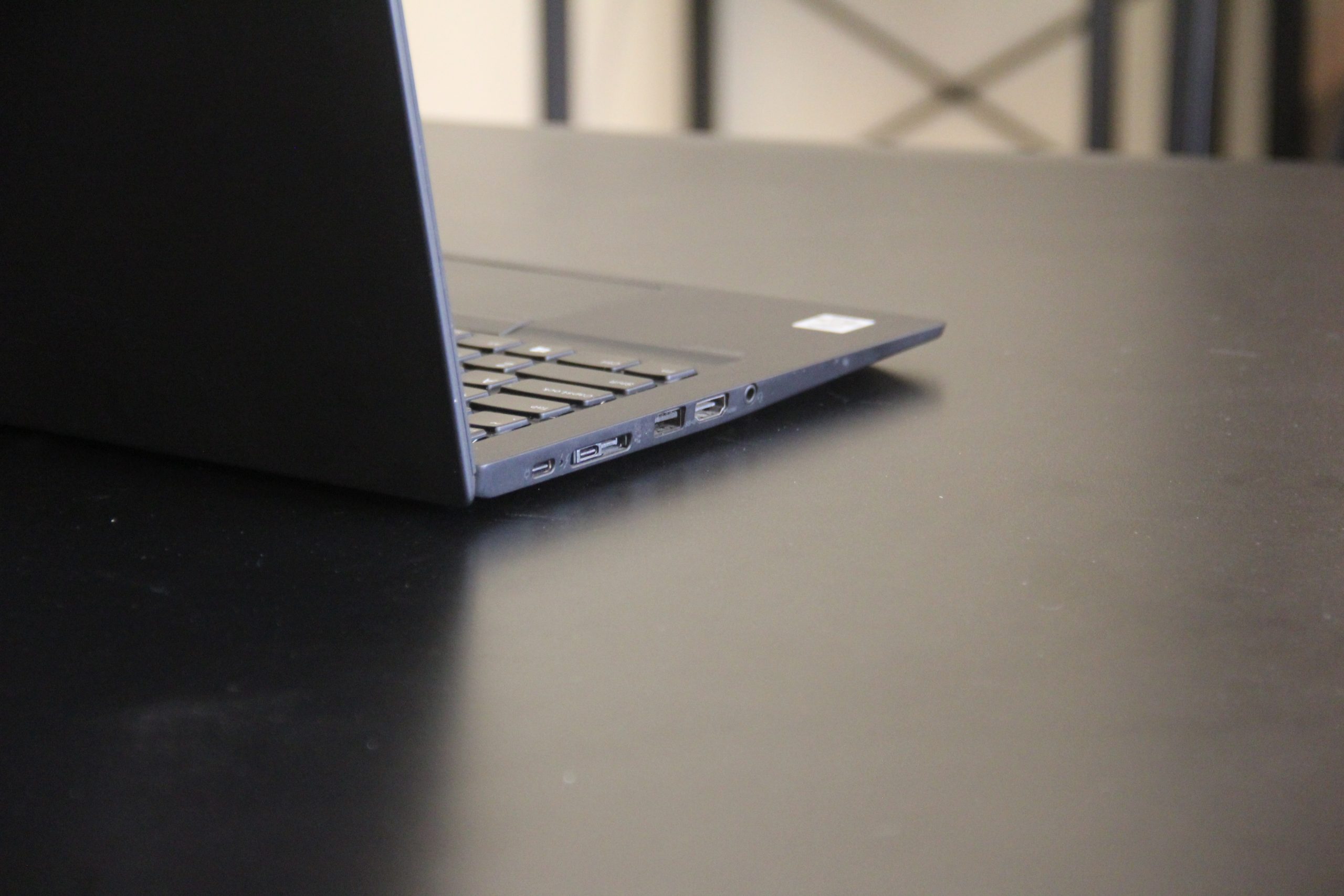 Lenovo ThinkPad T14s Gen 1 - Gambar 4