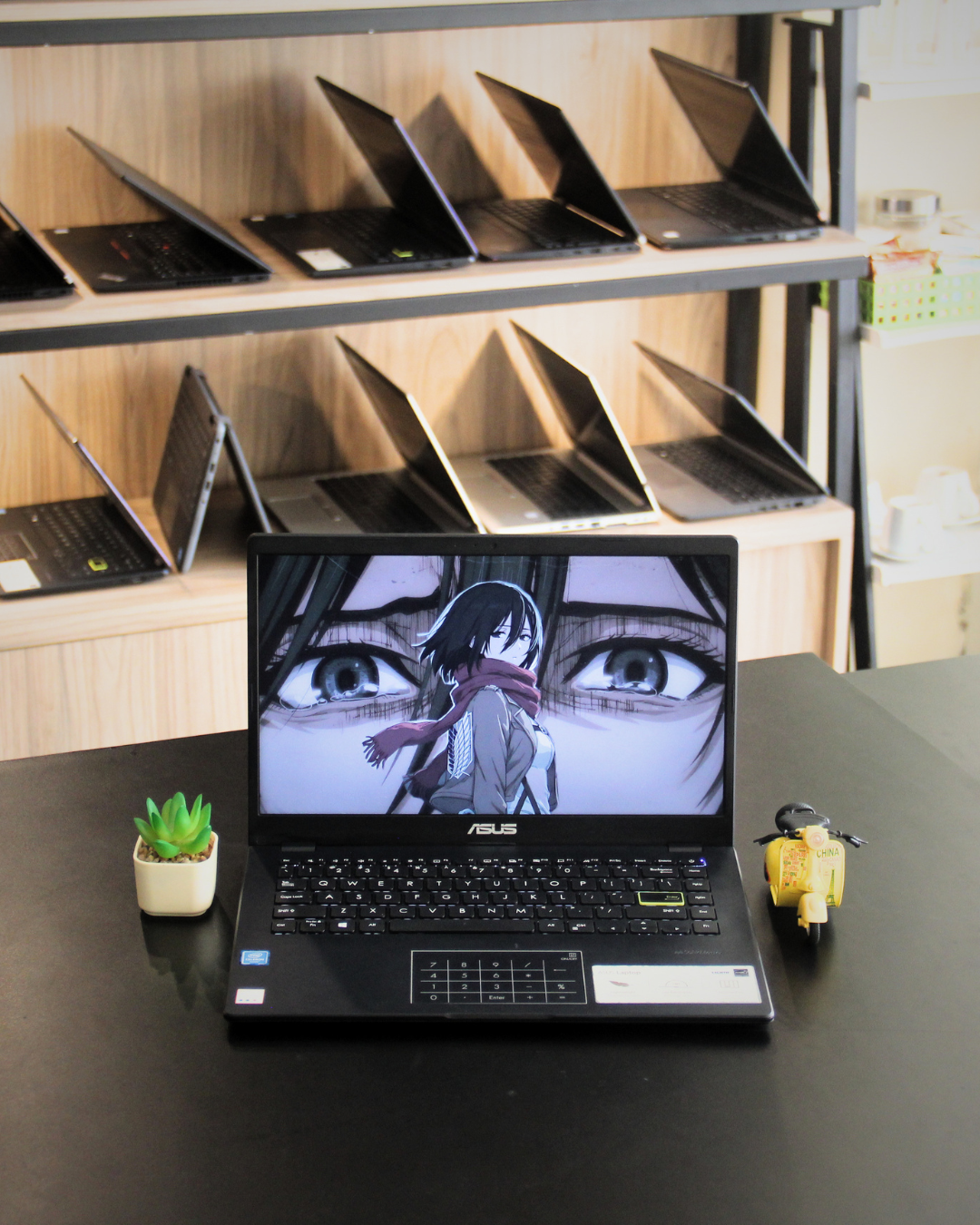 Asus E410M