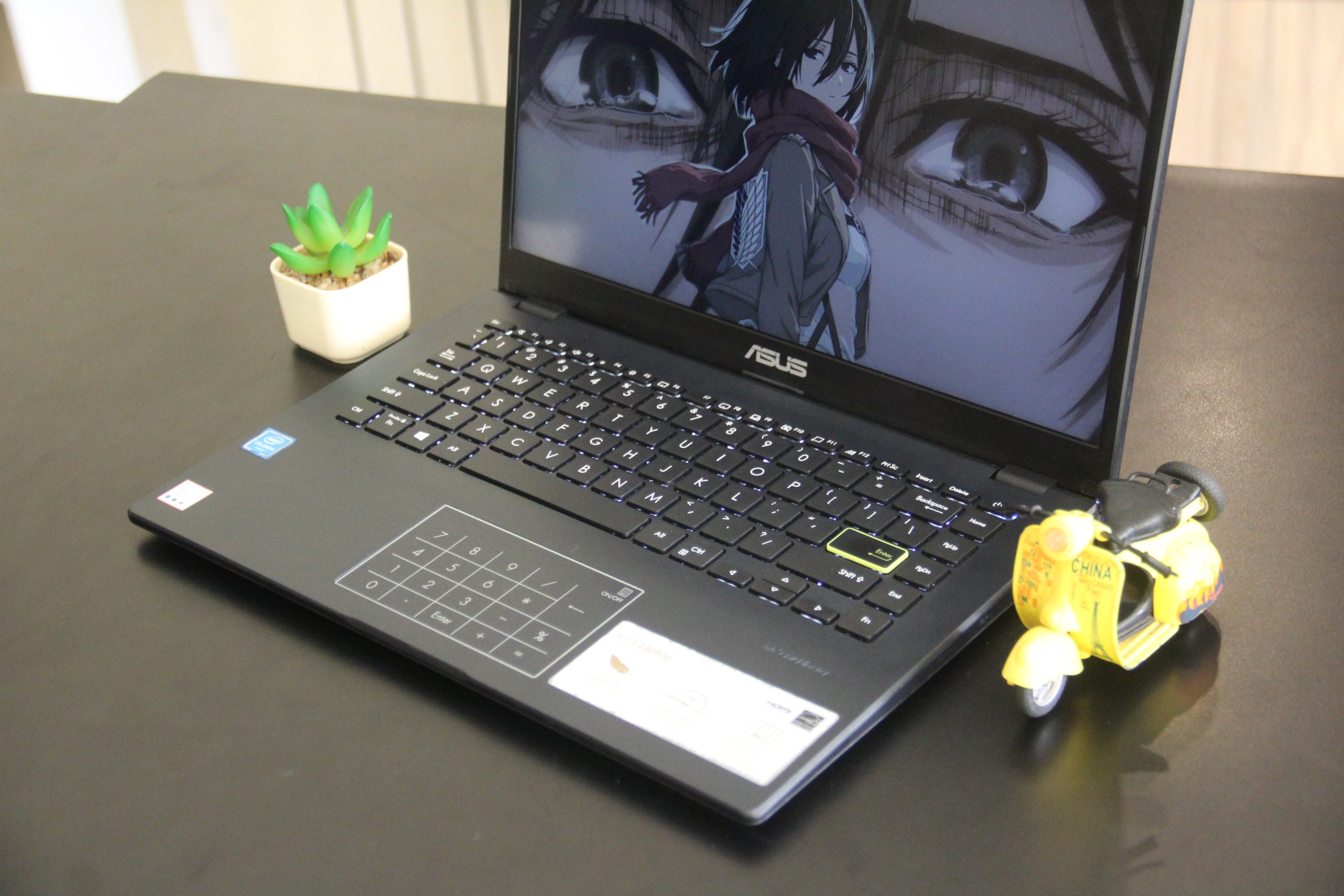 Asus E410M - Gambar 6
